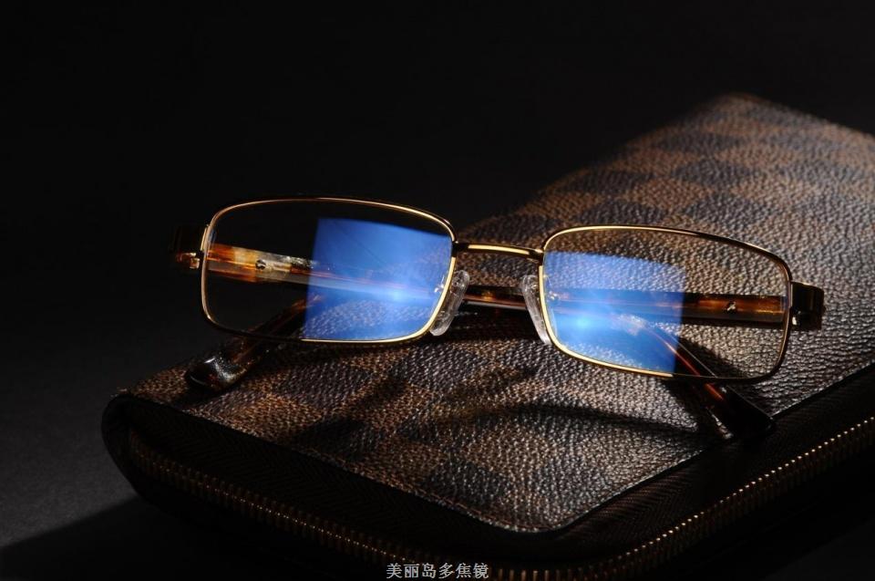 上市即熱賣，全位萬(wàn)視V2，為何成時(shí)下新寵？