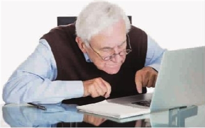 戴傳統(tǒng)老花鏡看遠(yuǎn)一片模糊，老花鏡怎么配？