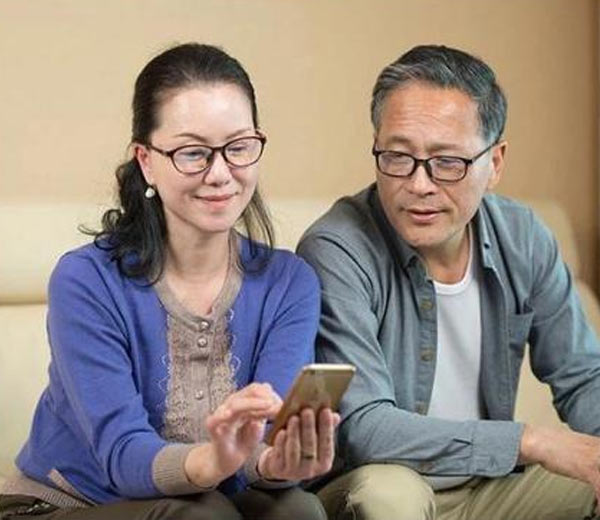 老年人如何戴老花鏡？注意四大錯(cuò)誤