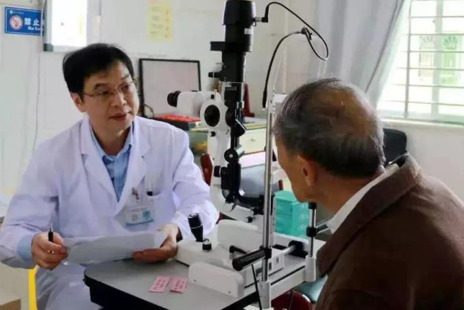 老花眼鏡怎么配更好？