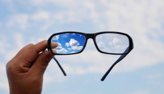 美麗島：戴上美麗島多焦鏡，世界再大也去得