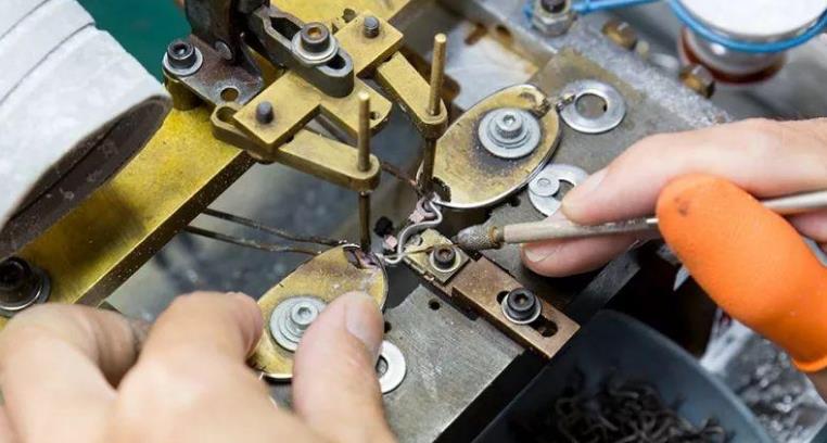 美麗島眼鏡好嗎？